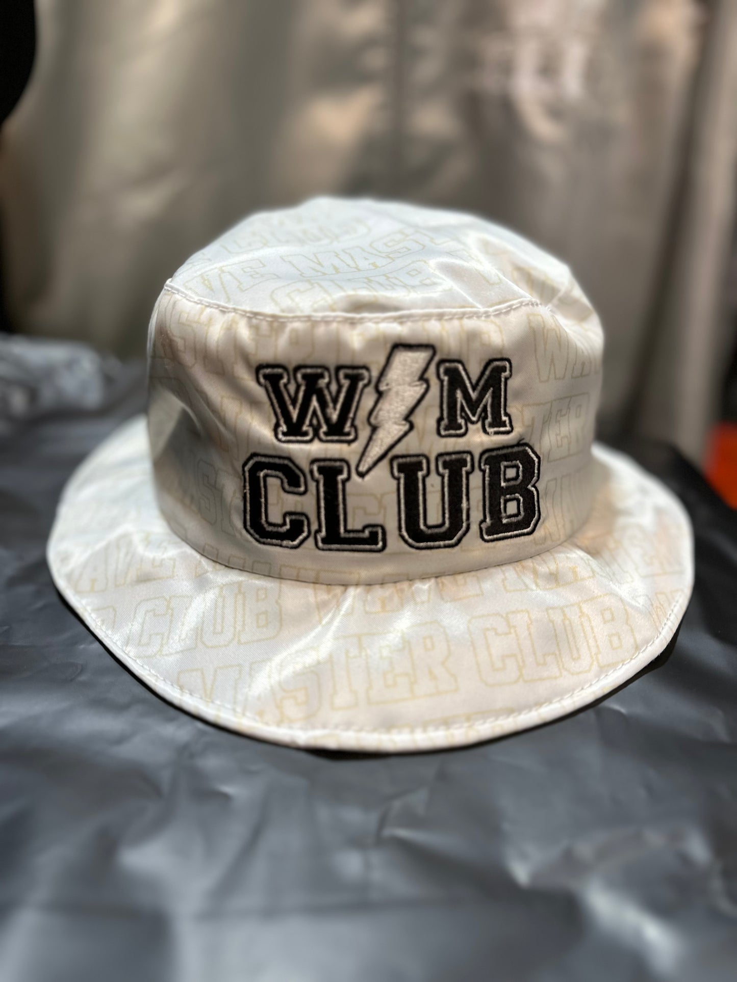 WM CLUB Bucket Hat