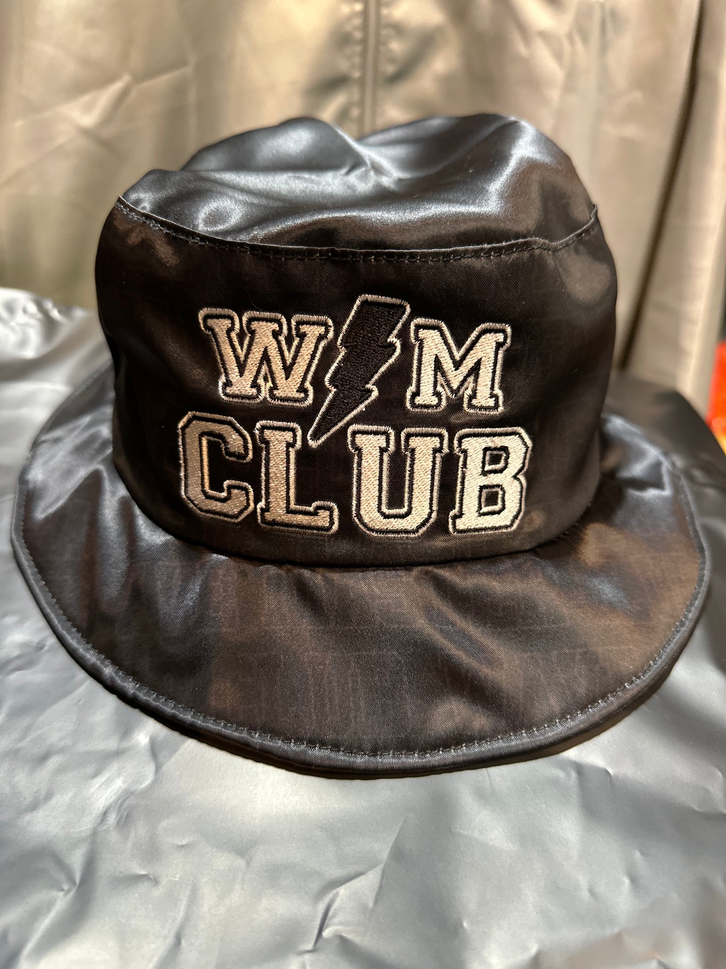 WM CLUB Bucket Hat